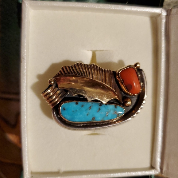 Native Am. Turquoise Coral 10Kt Gold Silver ring - Picture 5 of 7